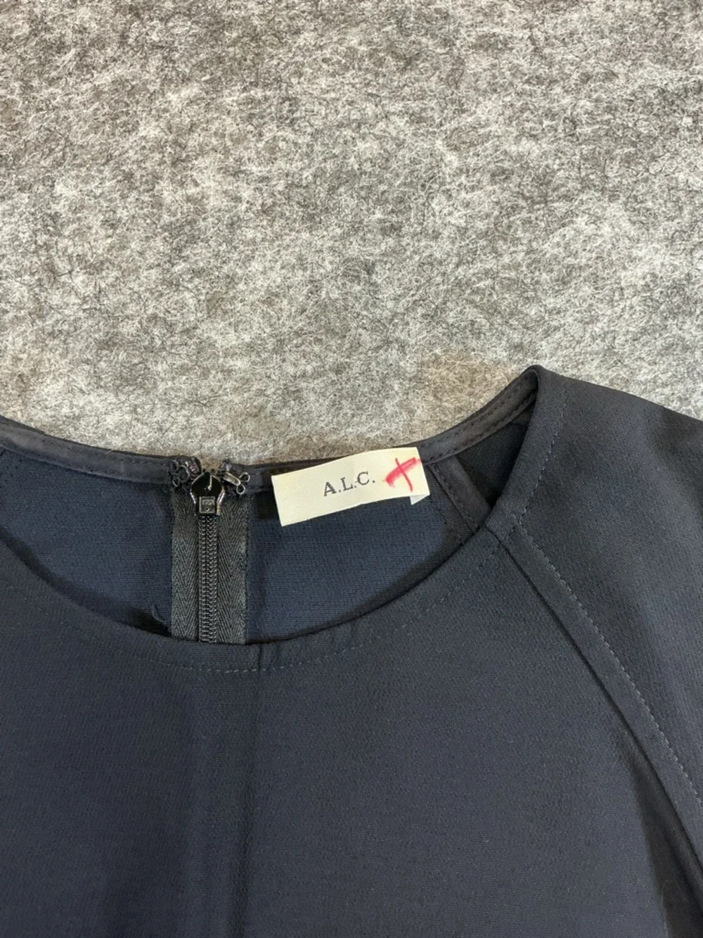 A.L.C Women's Puff Sleeve Black Dress Best Fits Size S - Picture 2 of 4